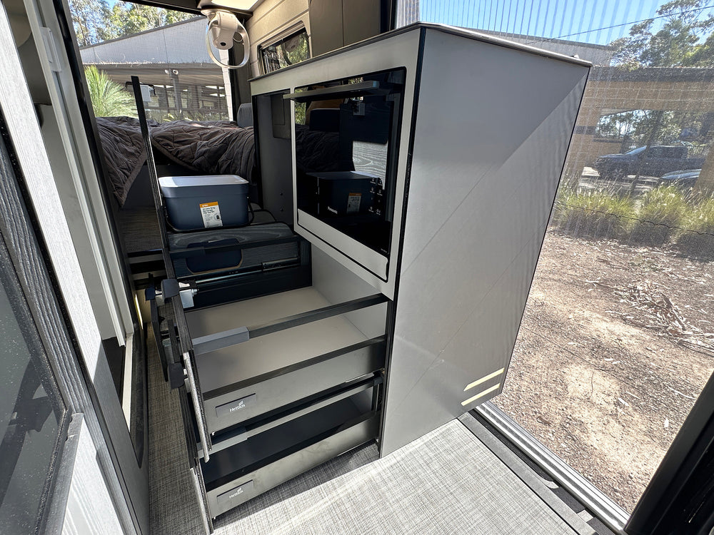 
                  
                    MY25 Jabiru J2M AWD - Stone Grey
                  
                