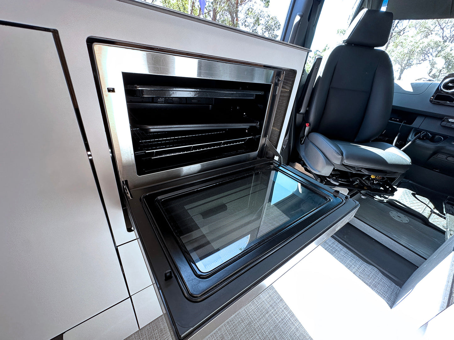 
                  
                    MY25 Jabiru J2M AWD - Stone Grey
                  
                